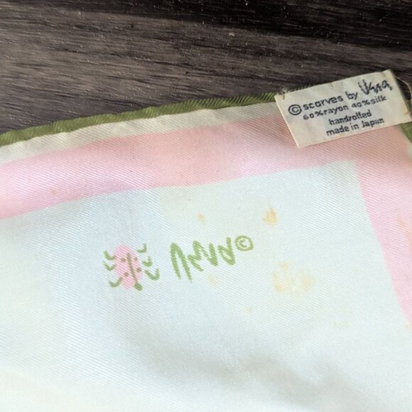 Vintage Vera Floral Silk Rayon Scarf Japan Handrolled 60s Pink Green 22x22 Retro - Picture 6 of 7